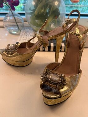 Vince Camuto Gold Jeweled Platform Sandals